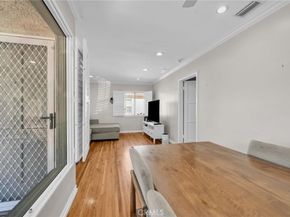 5514 Bellflower Blvd, Lakewood CA 90713