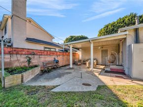 5514 Bellflower Blvd, Lakewood CA 90713