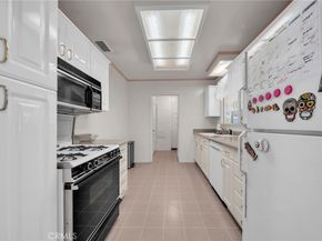 5514 Bellflower Blvd, Lakewood CA 90713