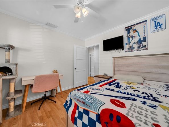 5514 Bellflower Blvd, Lakewood CA 90713