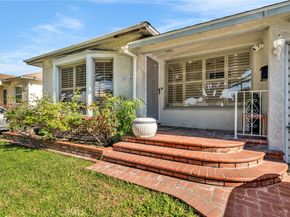 5514 Bellflower Blvd, Lakewood CA 90713