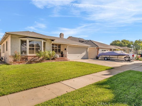 5514 Bellflower Blvd, Lakewood CA 90713