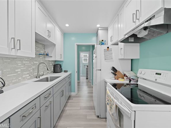 1035 Appleton Street, Long Beach CA 90802