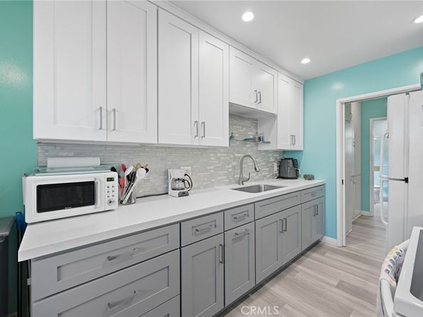 1035 Appleton Street, Long Beach CA 90802