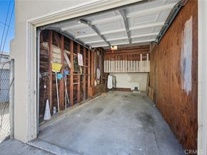 1035 Appleton Street, Long Beach CA 90802