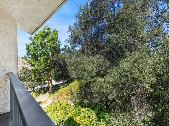 4260 Via Arbolada 304, Los Angeles CA 90042