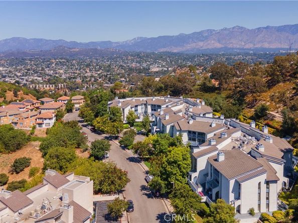 4260 Via Arbolada 304, Los Angeles CA 90042