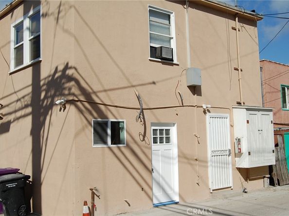 20 Roycroft Avenue, Long Beach CA 90803