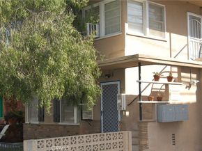 20 Roycroft Avenue, Long Beach CA 90803