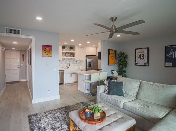 6600 Warner Avenue 102, Huntington Beach CA 92647