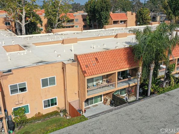 6600 Warner Avenue 102, Huntington Beach CA 92647