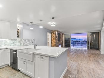 700 E Ocean Boulevard