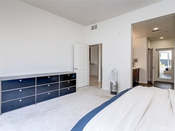 21 Gramercy 306, Irvine CA 92612