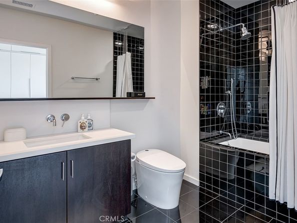 21 Gramercy 306, Irvine CA 92612