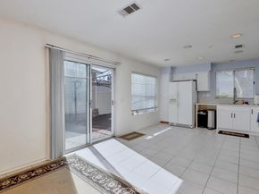 930 E Chestnut Street, Anaheim CA 92805