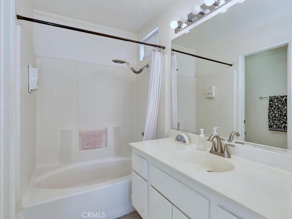 930 E Chestnut Street, Anaheim CA 92805