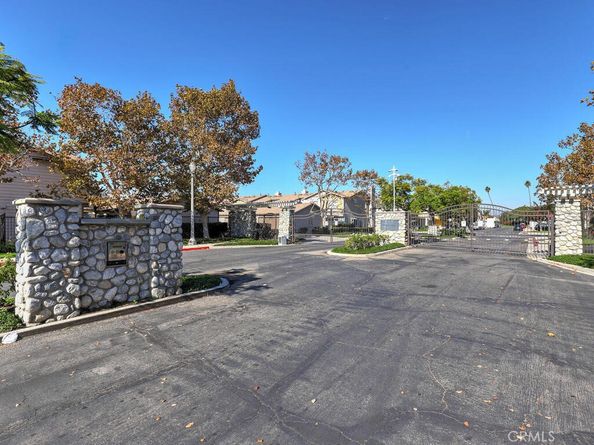 930 E Chestnut Street, Anaheim CA 92805