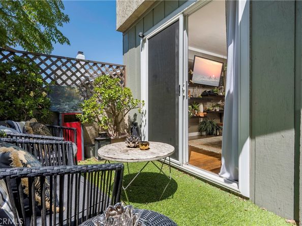 360 Obispo Avenue 15, Long Beach CA 90814