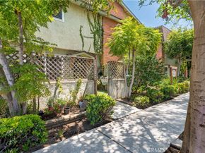 360 Obispo Avenue 15, Long Beach CA 90814