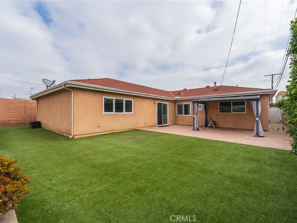 18405 Delia Ave, Torrance CA 90504