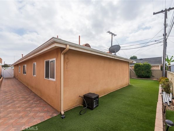 18405 Delia Ave, Torrance CA 90504