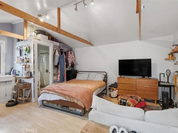 222 S Broadway, Redondo Beach CA 90277