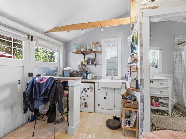 222 S Broadway, Redondo Beach CA 90277