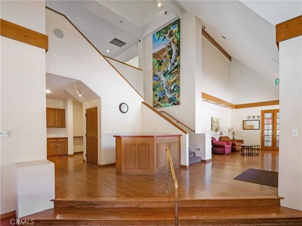 2595 Plaza Del Amo 422, Torrance CA 90503