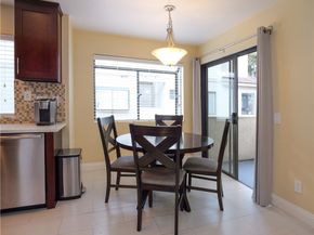 2595 Plaza Del Amo 422, Torrance CA 90503