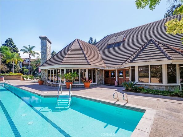 2595 Plaza Del Amo 422, Torrance CA 90503