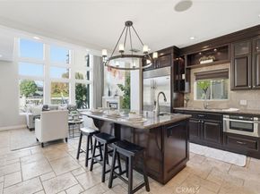 5433 E The Toledo, Long Beach CA 90803