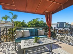 5433 E The Toledo, Long Beach CA 90803