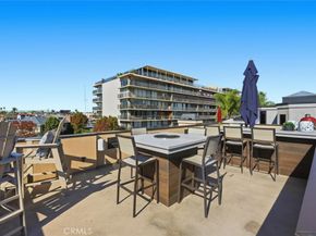 5433 E The Toledo, Long Beach CA 90803