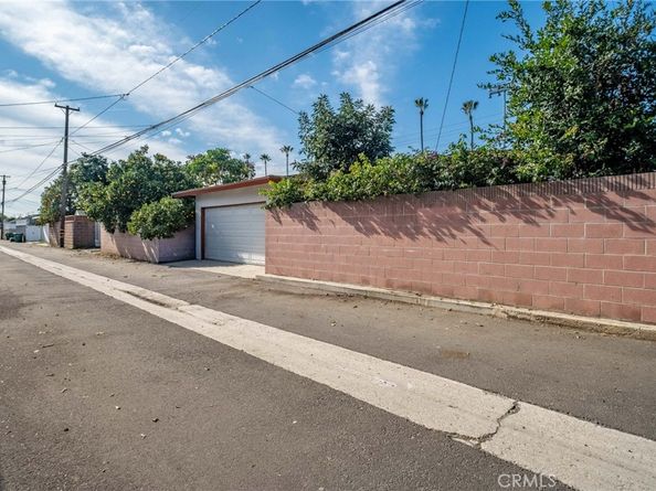 2834 Palo Verde, Long Beach CA 90815