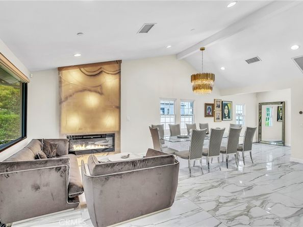 238 S Lincoln Street, Burbank CA 91506