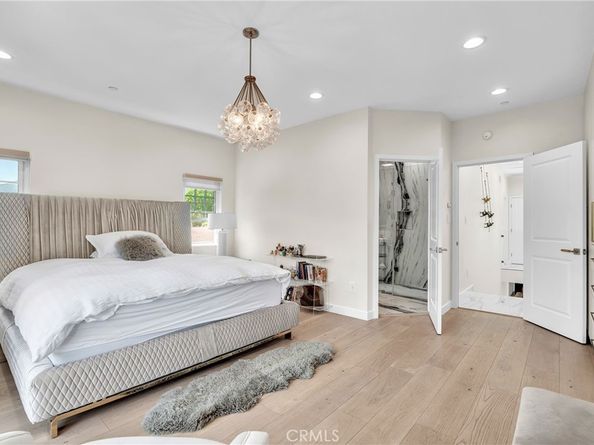 238 S Lincoln Street, Burbank CA 91506