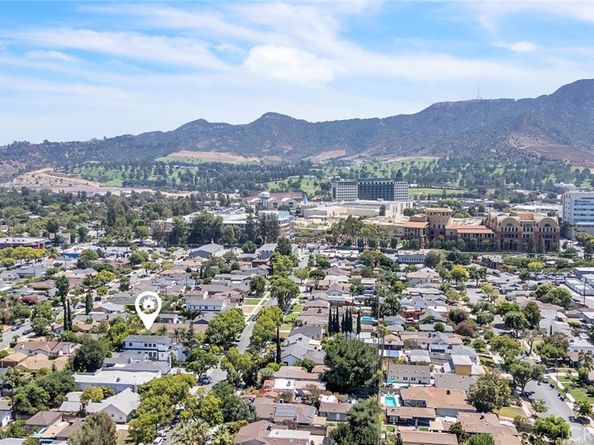 238 S Lincoln Street, Burbank CA 91506