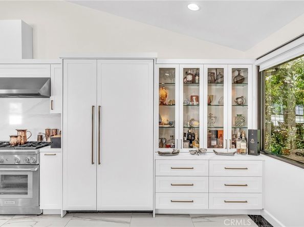 238 S Lincoln Street, Burbank CA 91506