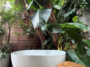 8863 Cynthia, West Hollywood CA 90069