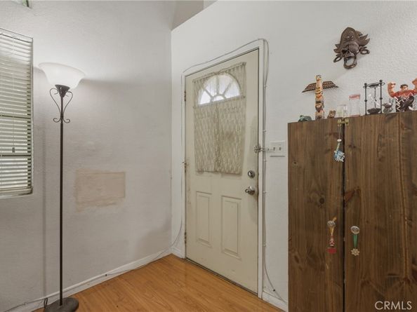 539 N Pasadena, Azusa CA 91702