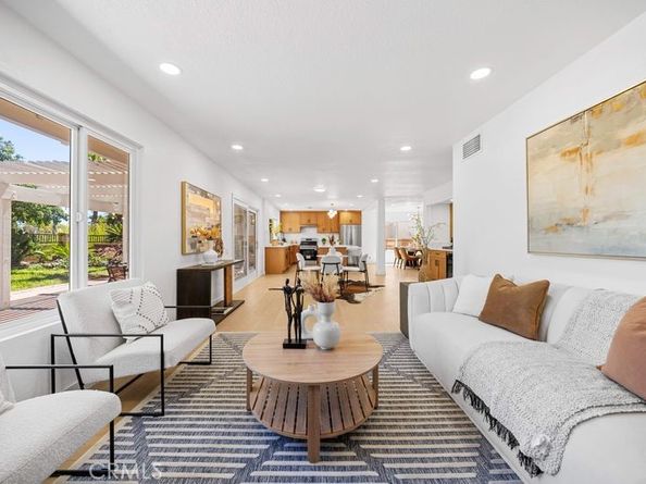 22982 Cecelia, Mission Viejo CA 92691