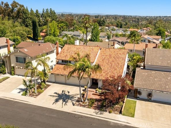 22982 Cecelia, Mission Viejo CA 92691
