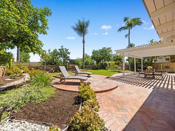 22982 Cecelia, Mission Viejo CA 92691