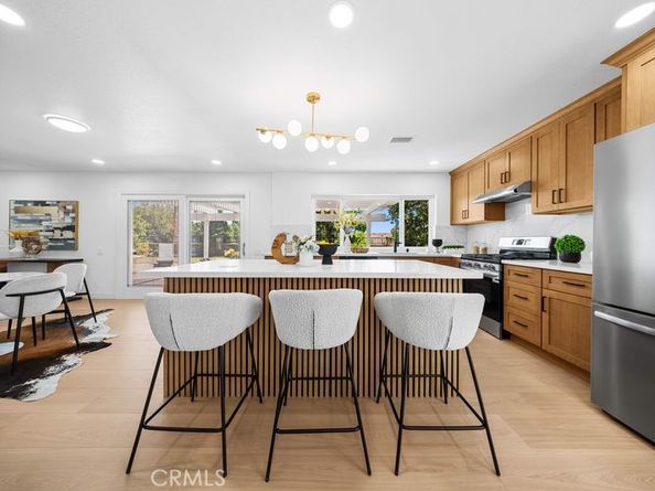 22982 Cecelia, Mission Viejo CA 92691