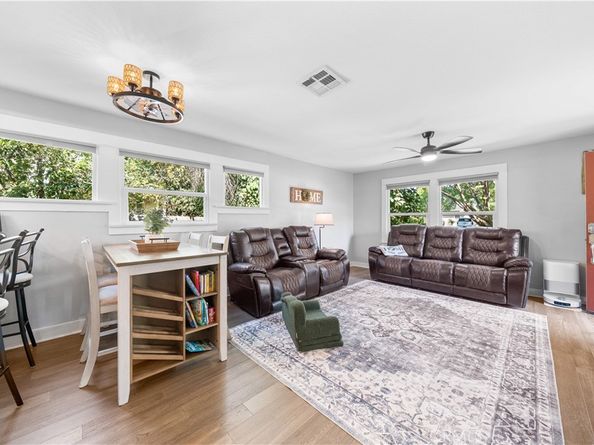 736 E E Street, Ontario CA 91764