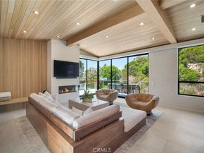 702 Diamond, Laguna Beach CA 92651