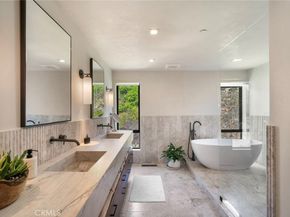 702 Diamond, Laguna Beach CA 92651