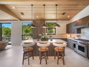 702 Diamond, Laguna Beach CA 92651