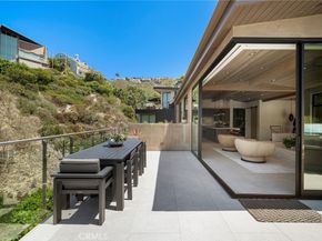702 Diamond, Laguna Beach CA 92651