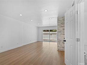 9019 Cedros Avenue 2, Panorama City CA 91402